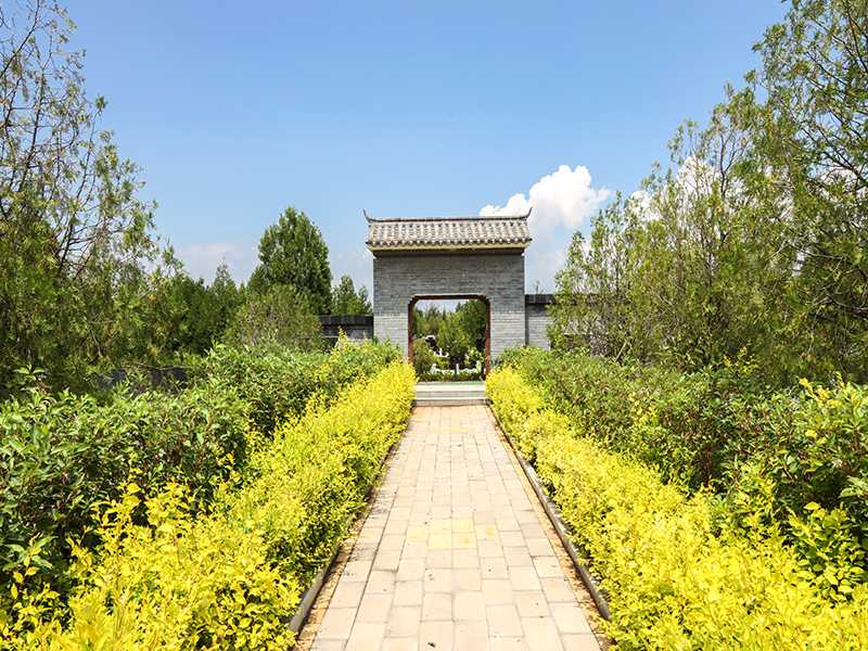 清东陵万佛园怎么样？清东陵万佛园购墓电话